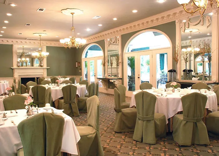 Monmouth Historic Inn