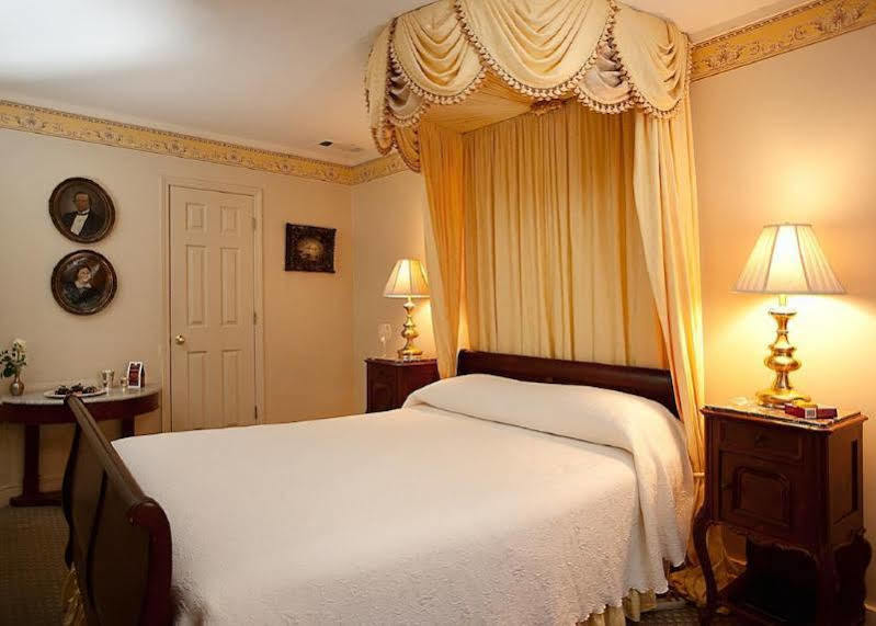 Monmouth Historic Inn Natchez